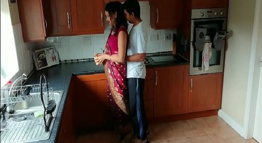 زوجة الاخ الهندية